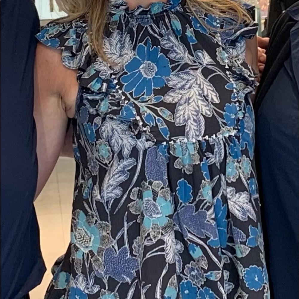 The cutest top ever! Fun for events! Fun for work!